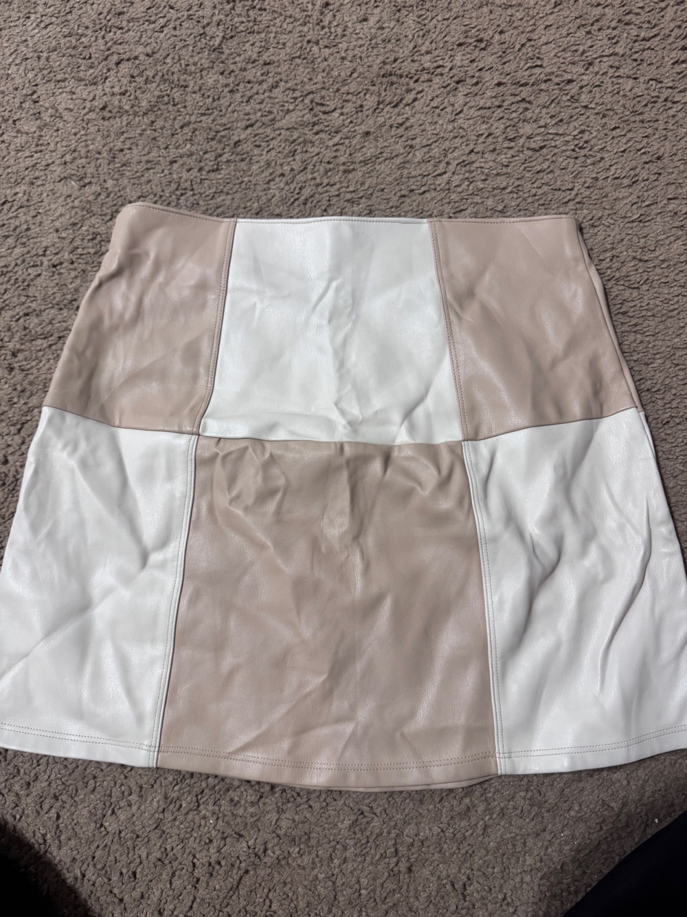 Hollister Two-Tone White and Beige Faux-Leather Patchwork Mini Skirt